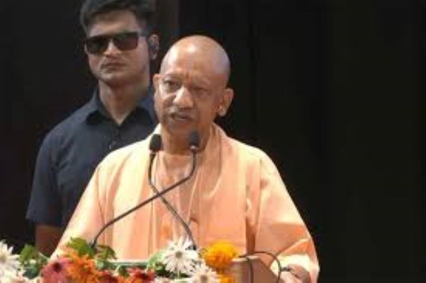मिशन रोजगार: योगी सरकार का मेगा प्लान, अगले 6 महीनों में 1,00,000 सरकारी पदों पर बंपर भर्ती!