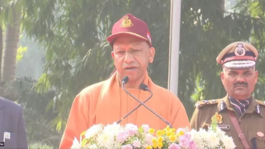 सीएम योगी का बड़ा फैसला: UP के 31,000+ PRD जवानों की मौज, इलाज से लेकर वर्दी तक सब हुआ फ्री!