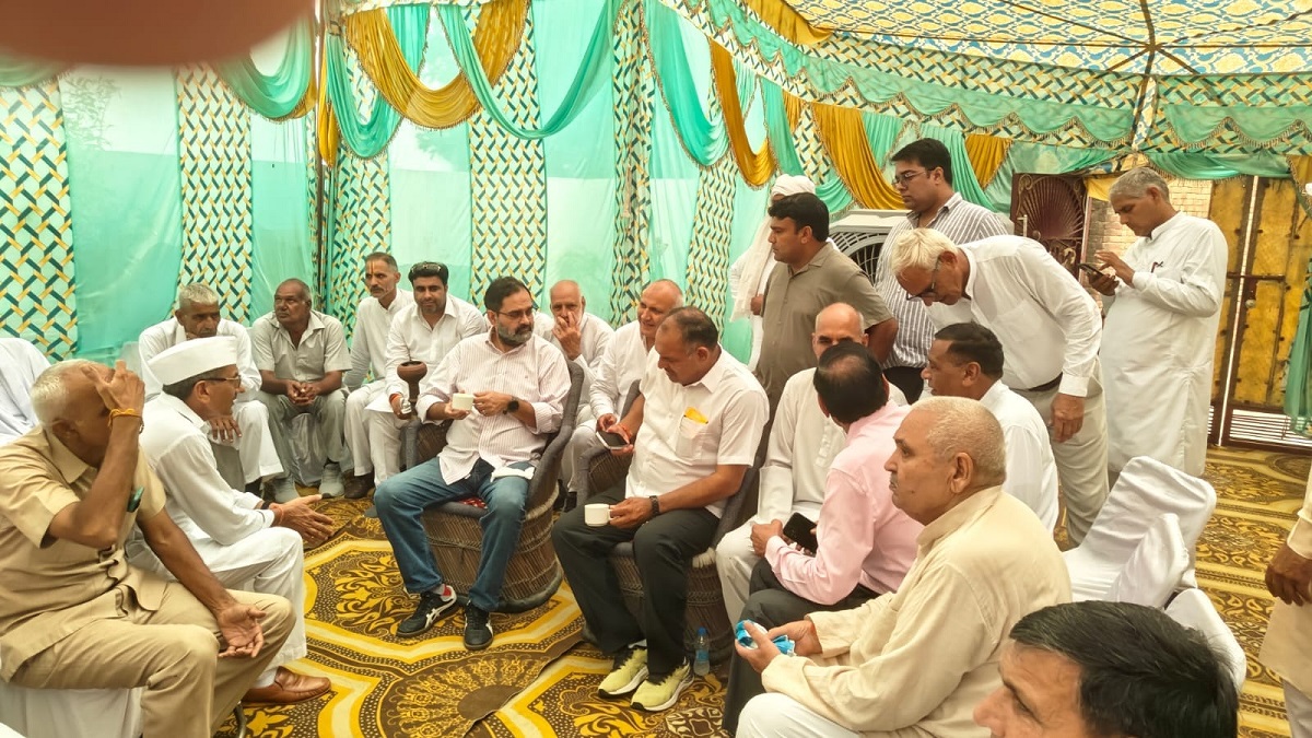 भिवानी-दादरी में बृजेंद्र सिंह की ताबड़तोड़ मुलाकातें, सियासी समीकरणों पर बढ़ी चर्चा