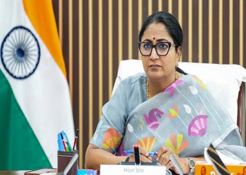 रेखा गुप्ता सरकार का बड़ा प्रशासनिक फैसला, सब-रजिस्ट्रारों की पोस्टिंग में रैंडमाइजेशन लागू