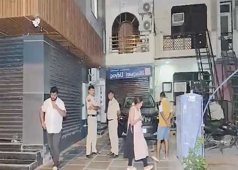 मौसी को मेले भेजकर मौसा की हत्या! 80 लाख के सोने के लालच में सिमरन ने प्रेमी संग रची साजिश