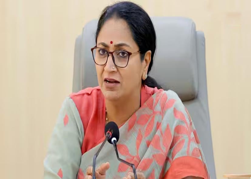 सत्य निकेतन हादसे के बाद रेखा सरकार सख्त, PG संचालकों के लिए आएगा नया कानून