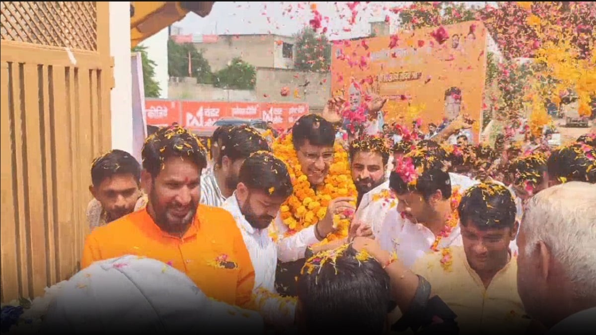 गुरुग्राम-रेवाड़ी के बाद नारनौल पहुंचे सिद्धार्थ यादव, दक्षिण हरियाणा में क्यों तेज हुई राजनीतिक चर्चा?