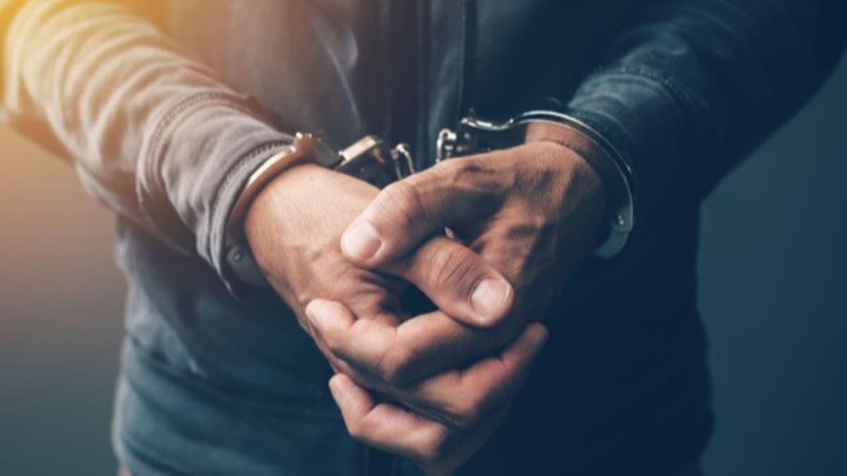 शेखपुरा से नाबालिग गिरफ्तार, डॉ. दंपति से 30 लाख रंगदारी मामले में साइबर ठगी गिरोह का पर्दाफाश