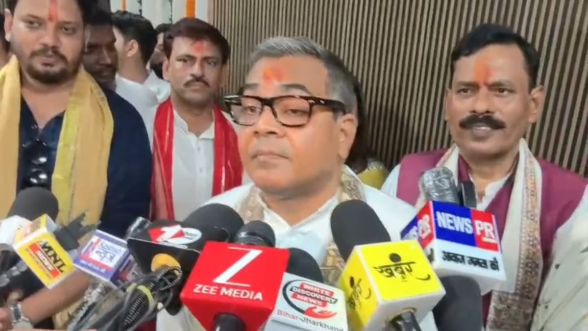 अरुण भारती का जीतन राम मांझी पर तीखा हमला, दलित वर्गीकरण और आरक्षण के मुद्दे पर सियासी घमासान