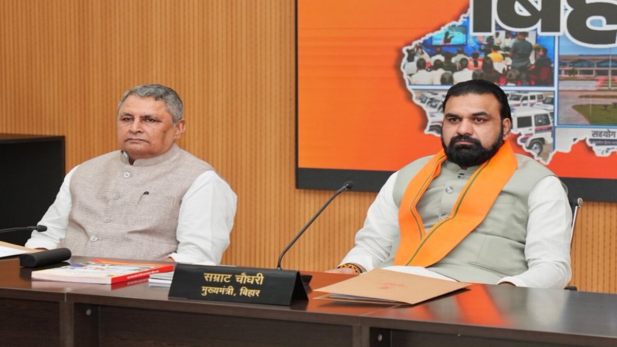 बिहार में बाढ़ पर सीएम सम्राट चौधरी का एक्शन, हाईलेवल मीटिंग में दिए जिला प्रशासन को सख्त निर्देश