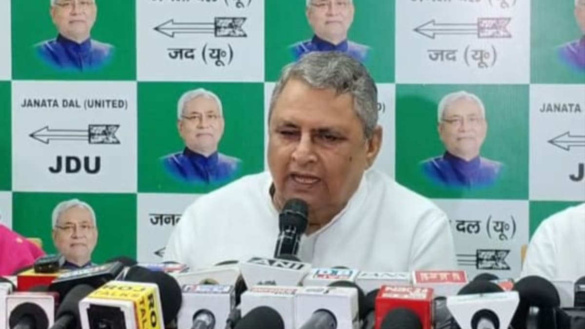 फरक्का जल संधि और बाढ़ संकट, बिहार के हितों की अनदेखी बर्दाश्त नहीं – विजय चौधरी