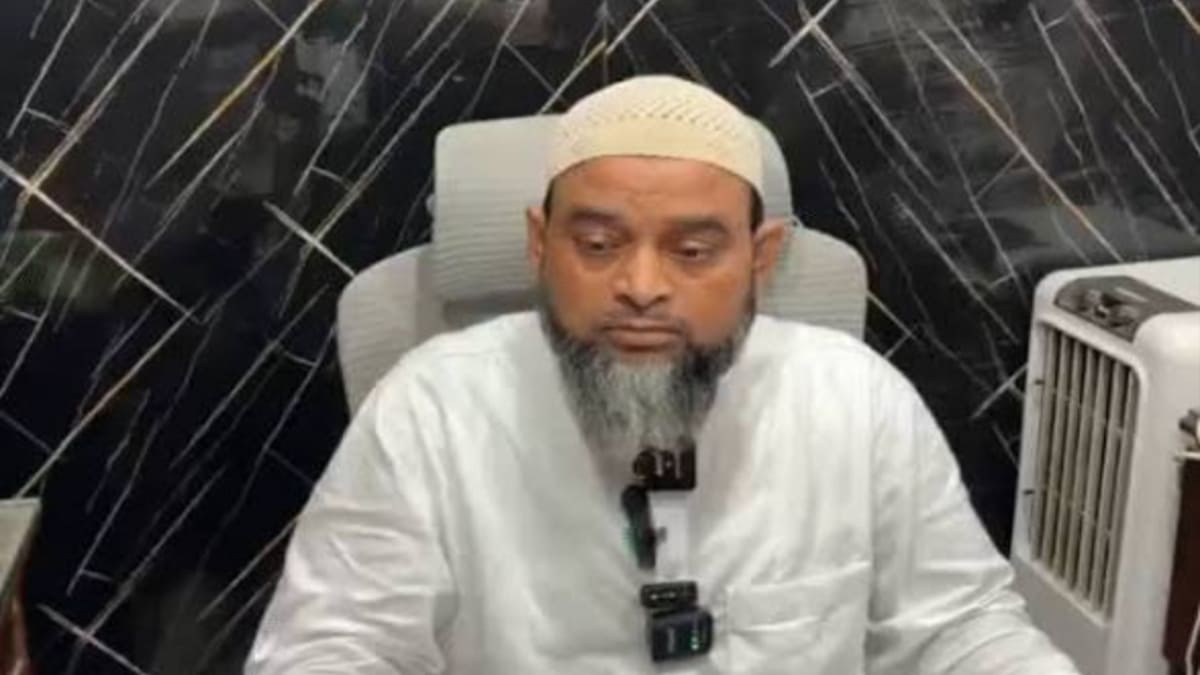 मलेशिया में किशनगंज के 40 युवक अरेस्ट, पूर्व विधायक मुजाहिद आलम ने AIMIM नेता गनी पर लगाया धोखाधड़ी का गंभीर आरोप
