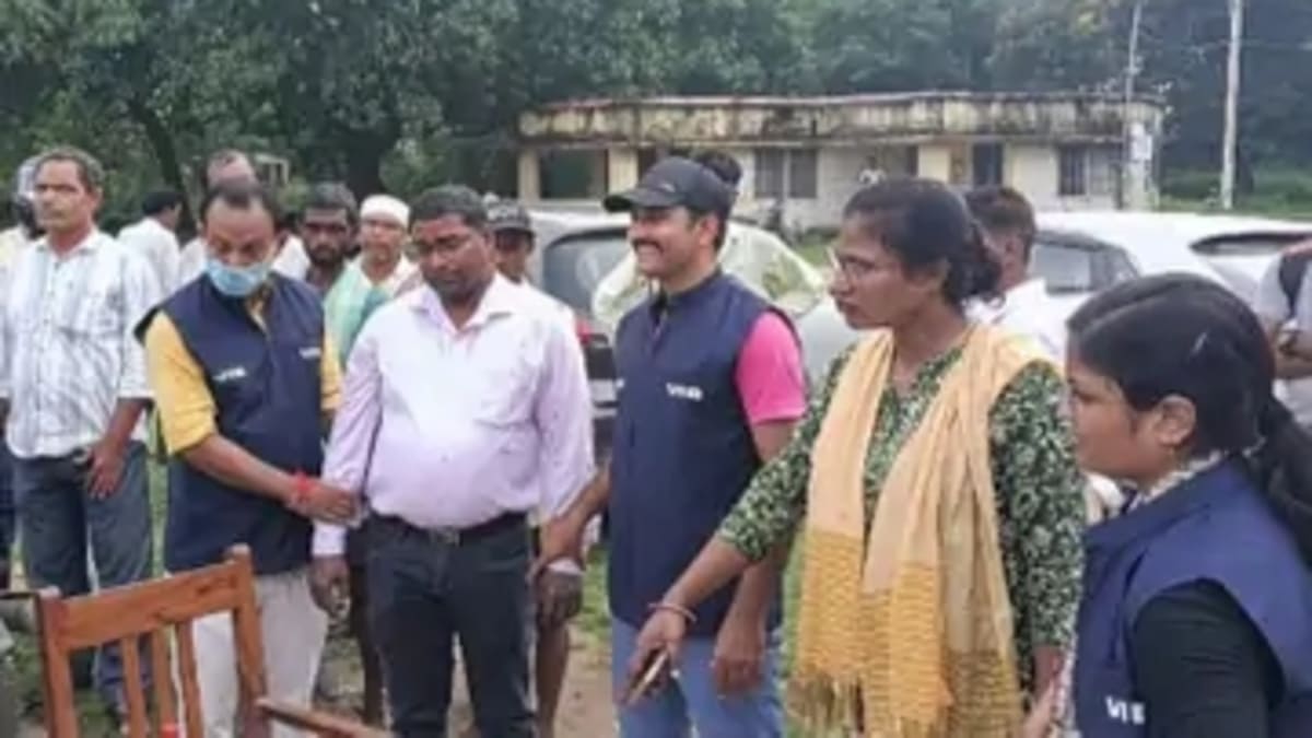 विजिलेंस की कार्रवाई, ऑडिट के नाम पर घूस लेतें आपूर्ति पदाधिकारी रंगे हाथ गिरफ्तार