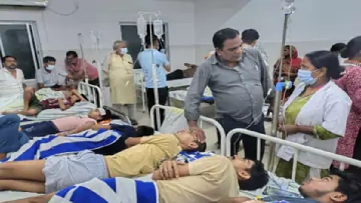 बिहटा में श्राद्ध भोज के बाद फूड पॉइजनिंग, 55 लोग बीमार, अस्पताल में इलाज जारी