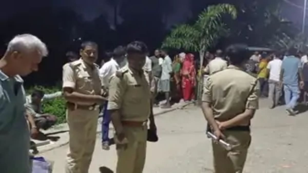 पानी मांगने के बहाने घर में घुसे अपराधी, 70 वर्षीय बुजुर्ग के सिर में मारी गोली, एक आरोपी गिरफ्तार