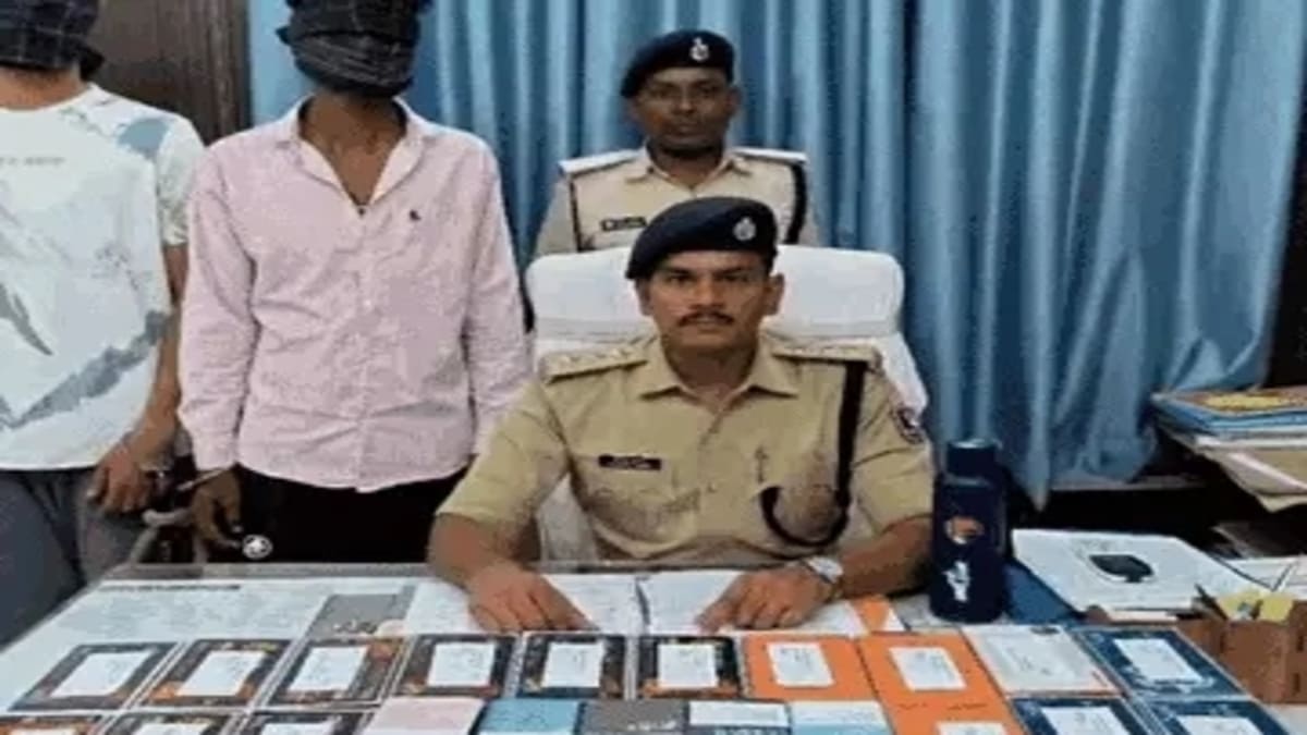 फर्जी पेमेंट रसीद से ठगी करने वाला गिरोह बेनकाब, मास्टरमाइंड समेत 3 गिरफ्तार