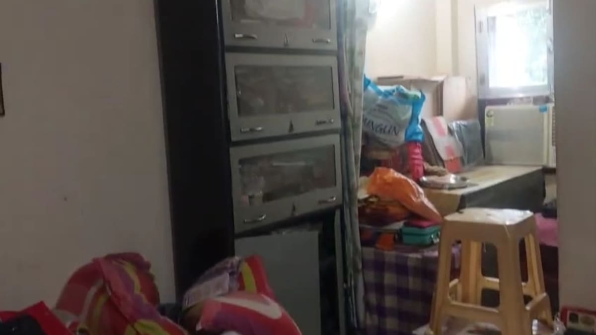 अपार्टमेंट में चोरों का तांडव, गैस कटर से ताला काटकर लाखों की चोरी, महाकाल दर्शन गए थे डॉक्टर परिवार