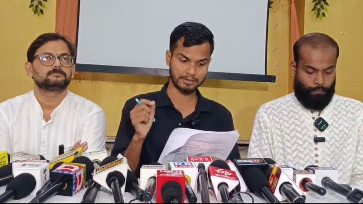 CEC ज्ञानेश कुमार के इस्तीफा को लेकर कॉकरोच जनता पार्टी अल्टीमेटम, 48 घंटे बाद CJP सड़क पर उतरेगी