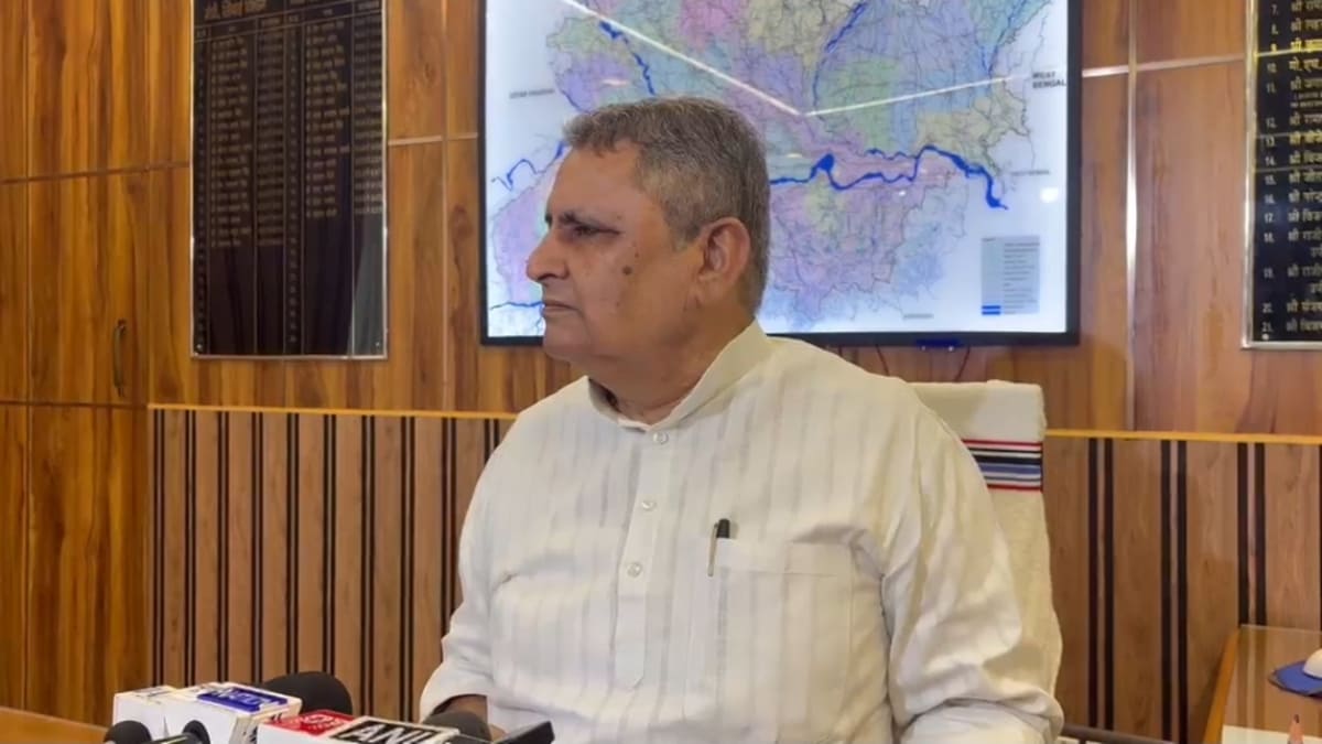 गंडक नदी का जलस्तर बढ़ने पर उप मुख्यमंत्री विजय चौधरी की अपील- सतर्क रहें, घबराएं नहीं