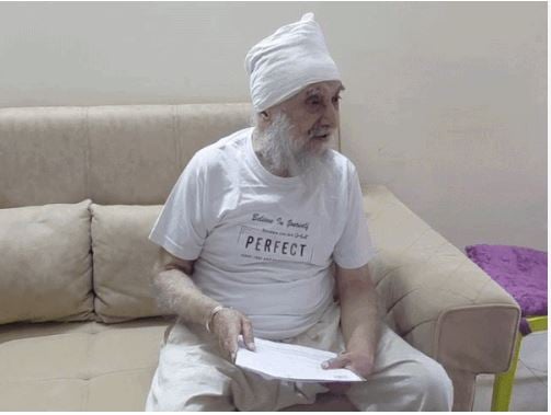 जिंदा 80 साल के बुजुर्ग को रिकॉर्ड में बताया मृत, पेंशन रुकी तो खुली सरकारी सिस्टम की पोल