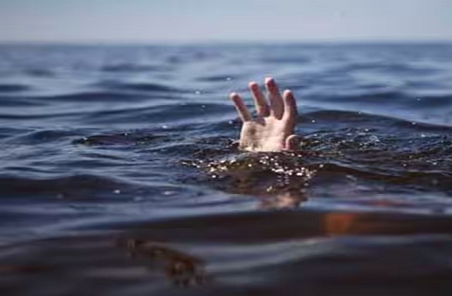 भाखड़ा नहर में नहाने उतरे 3 दोस्तों में एक युवक डूबा, बचाने कूदे साथी भी बहाव में फंसे; रेस्क्यू जारी