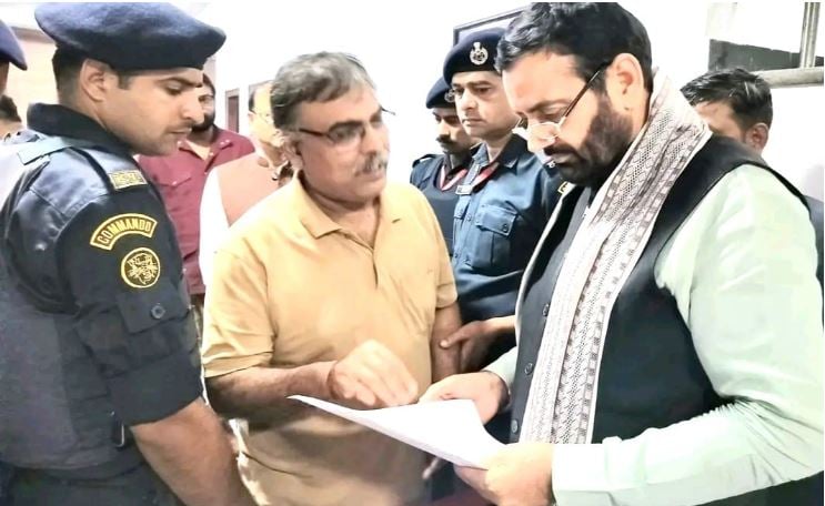 बहादुरगढ़ से पुलिस की शिकायतें पहुंचीं CM सैनी तक, CP को फोन कर बोले- अब शिकायत आई तो बख्शा नहीं जाएगा