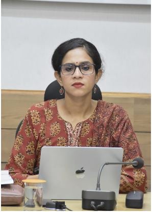 युवाओं को रोजगार देने के लिए अधिक से अधिक संस्थानों को अप्रेंटिसशिप से जोड़ें अधिकारी: डीसी
