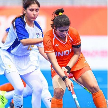Asian Games 2026: ‘मारी छोरियां छोरयां ते कम कोनी’, हरियाणवी छोरी ने चाला पाड़ दिया; दीपिका सहरावत ने एक मैच में 8 गोल दागकर रचा इतिहास
