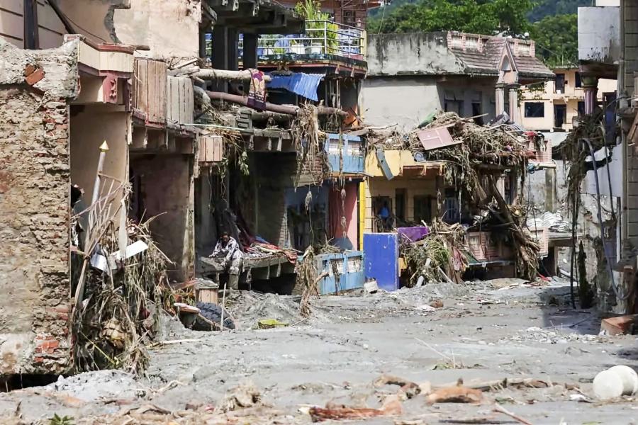 नेपाल में विनाशकारी बाढ़ से हाहाकार, 1,003 लोगों की मौत; 4,000 अब भी लापता, शवों की पहचान बनी बड़ी चुनौती