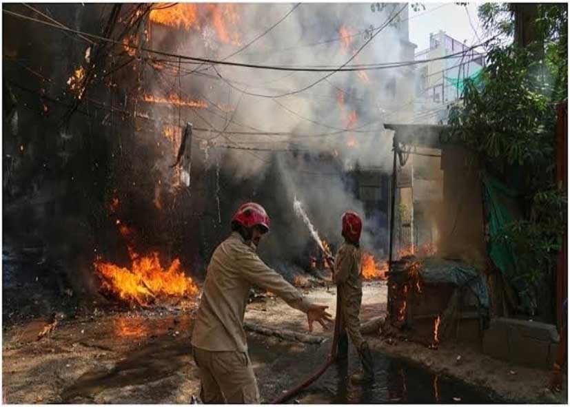दिल्ली के मालवीय नगर के फ्लोरिश होटल अग्निकांड में चार्जशीट दाखिल, होटल मालिक समेत 3 आरोपी नामजद
