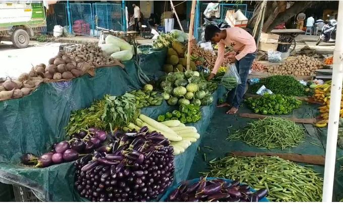 हरियाणा में सब्जियों के दाम ने बिगाड़ा रसोई का बजट, मटर-अदरक 200 के पार