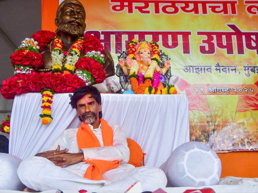 मराठा आरक्षण आंदोलन फिर तेज, मनोज जरांगे का सरकार को अल्टीमेटम; 12 सितंबर को मुंबई कूच की चेतावनी
