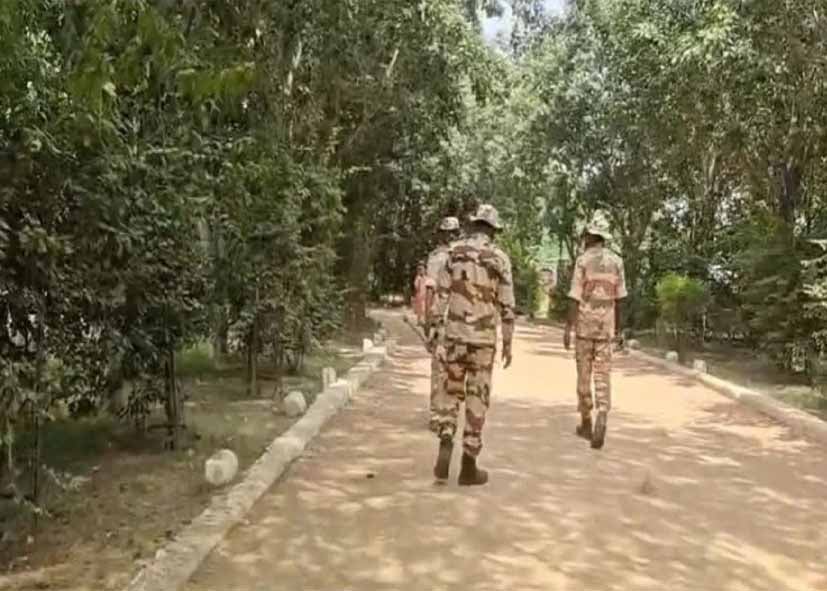 कालकाजी गैंगरेप: हथियार और कंडोम लेकर पहुंचे थे आरोपी, पुलिस कर रही प्री-प्लानिंग की जांच