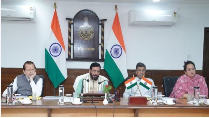 हरियाणा के 5 लाख छात्रों को मिलेंगे टैबलेट और डेटा सिम, सरकार ने खरीद को दी मंजूरी