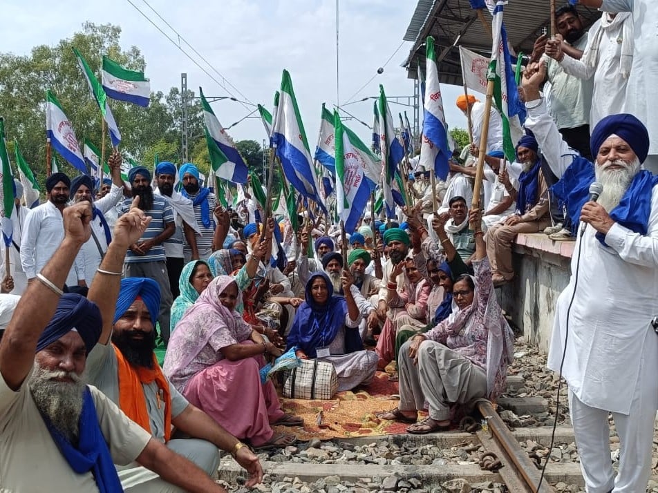 किसानों ने खत्म किया पंजाब में रेल रोको आंदोलन, 24 सितंबर की कृषि मंत्री संग बैठक के बाद तय होगी अगली रणनीति
