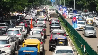 कांग्रेस के मार्च से चंडीगढ़ बेहाल, सड़कों पर उमड़ा हुजूम; कई रास्ते जाम