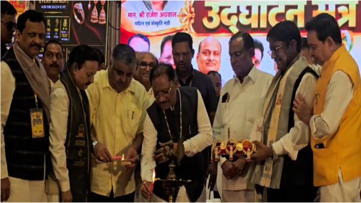 अग्र महाकुंभ 2026 का भव्य आयोजन: CM विष्णुदेव साय हुए शामिल, अग्रसेन जयंती पर की छुट्टी की घोषणा