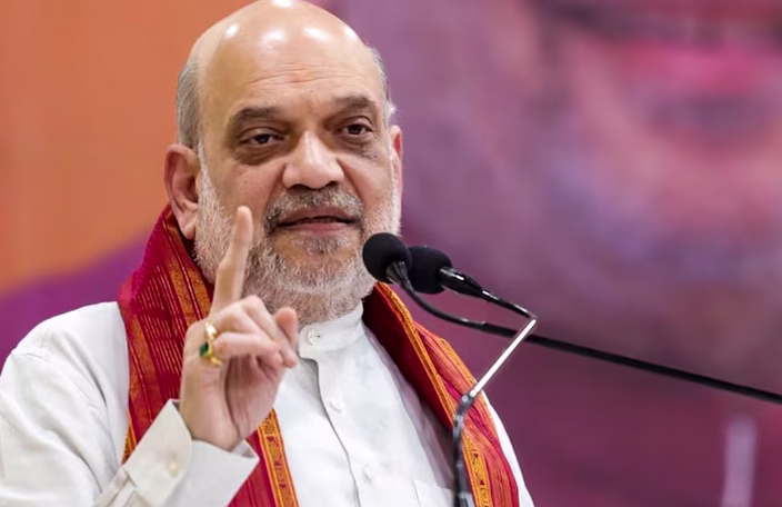 पहली LNG-संचालित ट्रेन को अमित शाह ने दिखाई हरी झंडी: 2030 तक शून्य होगी रेलवे में डीजल की खपत