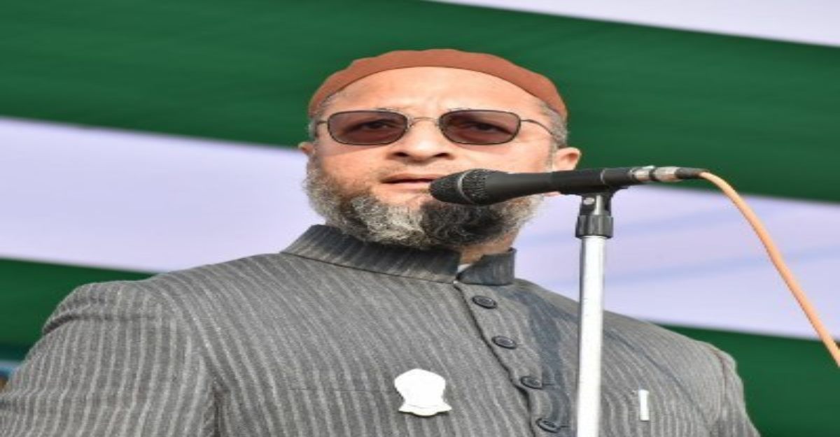 MP में असदुद्दीन ओवैसी के कार्यक्रम का विरोधः मुस्लिम त्योहार कमेटी ने पुलिस-प्रशासन को सौंपा ज्ञापन