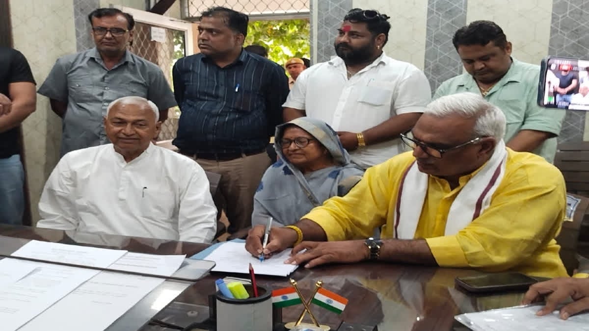 ‘खेला हो गया’… भरतपुर में नामांकन वापसी के बाद क्यों खत्म हुआ महापौर चुनाव का मुकाबला?