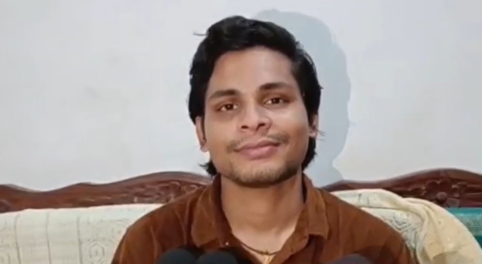 न वर्दी, न सायरन! बुलंदशहर से चुपचाप उठा लिया गया स्वतंत्र भारद्वाज, जानें पूरा मामला