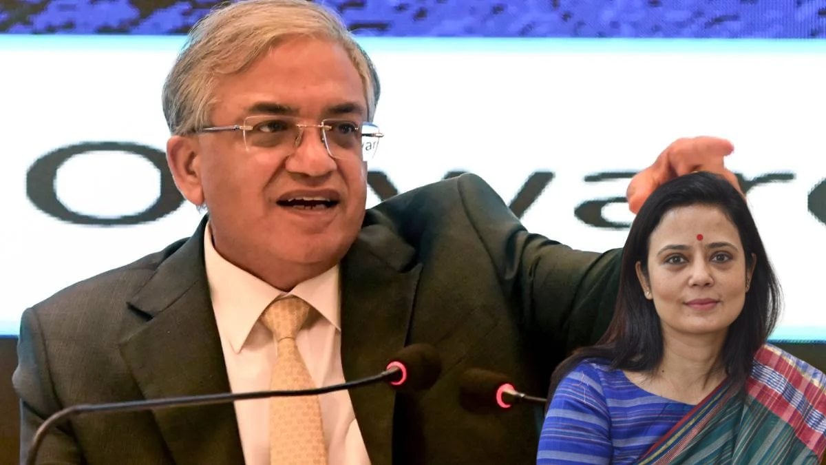 ज्ञानेश कुमार के खिलाफ दो शिकायतः TMC सांसद महुआ मोइत्रा ने CEC के खिलाफ पार्लियामेंट स्ट्रीट थाने में शिकायत दर्ज कराई