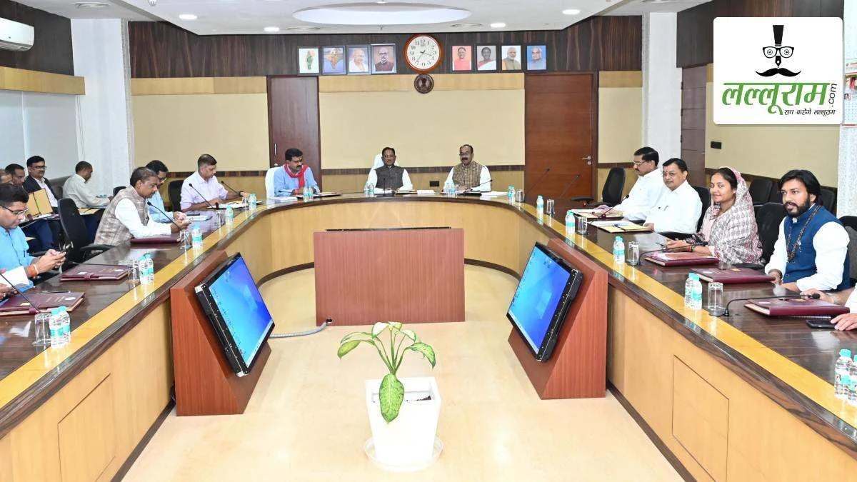 छत्तीसगढ़ कैबिनेट बैठक में लिए गए बड़े फैसले: अतिथि व्याख्याताओं की नीति में बदलाव, पूर्व अग्निवीरों को 10% आरक्षण, जानिए अन्य निर्णय