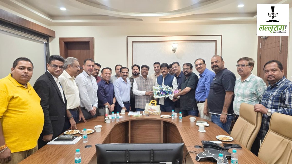 हड़ताल के ऐलान के बाद बस संचालकों की मंत्री कश्यप के साथ बैठक, किराए बढ़ोतरी को लेकर जानिए क्या हुआ?