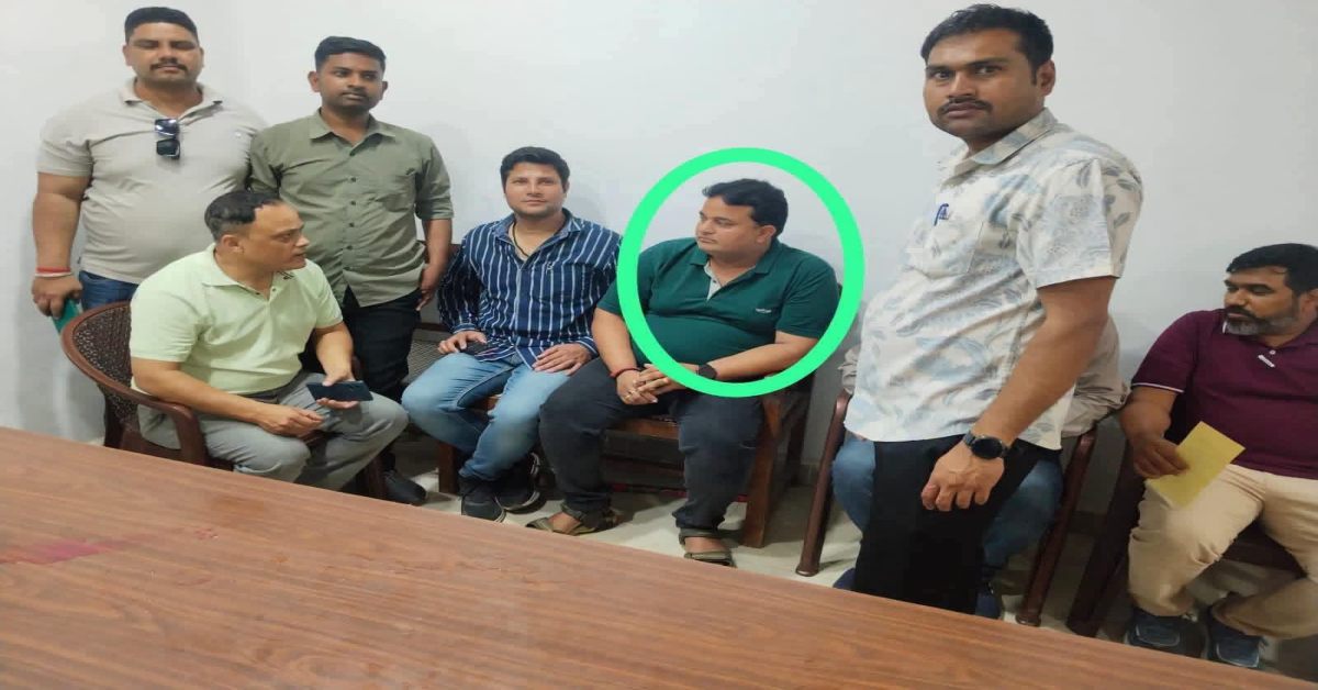 छतरपुर में लोकायुक्त का एक्शन: तहसील में पदस्थ बाबू को रिश्वत लेते दबोचा, इस काम के बदले मांगे थे 25 हजार