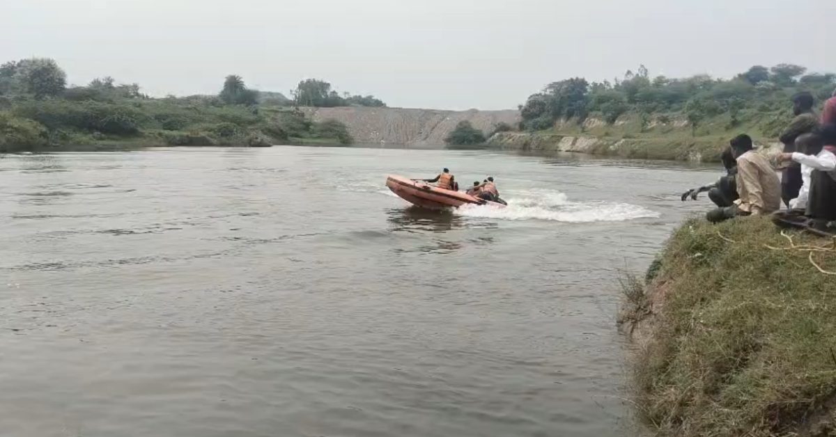 पोला त्योहार पर दर्दनाक हादसा: बैल धोते समय खदान के गड्ढे में डूबा युवक, तलाश में जुटी SDRF