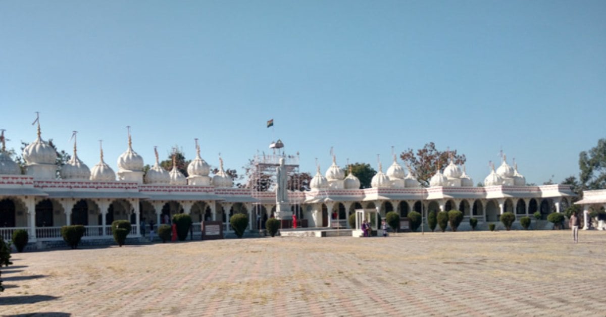 गोमटगिरी के 25 ट्रस्टियों का सामूहिक इस्तीफा! विकास की राह में ‘अड़चन’ हटाने का बड़ा फैसला, अब नए ट्रस्टियों के चयन की तैयारी