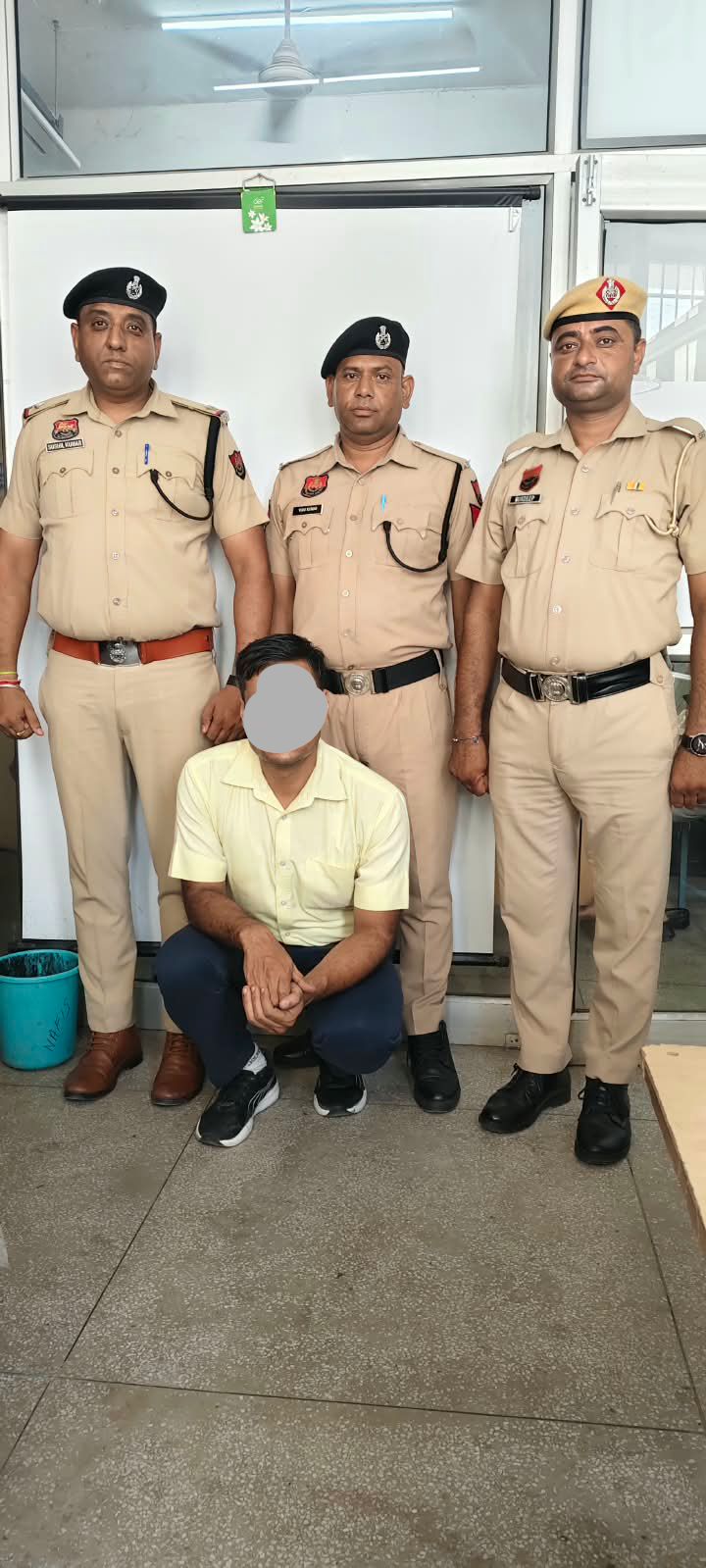 विदेश भेजने के नाम पर 21 लाख की ठगी, फर्जी वीजा-टिकट बनाने वाला मुख्य आरोपी गिरफ्तार; 2 दिन के पुलिस रिमांड पर