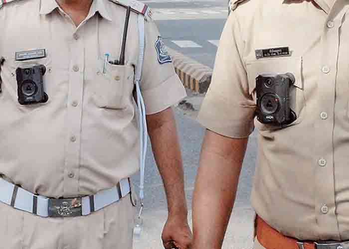थप्पड़ कांड के बाद जालंधर ट्रैफिक पुलिस को मिले बॉडी-वॉर्न कैमरे, अब ड्यूटी की हर कार्रवाई होगी रिकॉर्ड