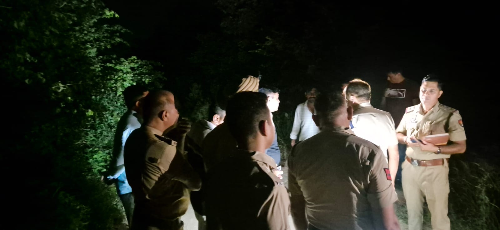 असंध में CIA और वांटेड आरोपी आमने-सामने, चली गोलियां; पैर में गोली लगने से आरोपी घायल