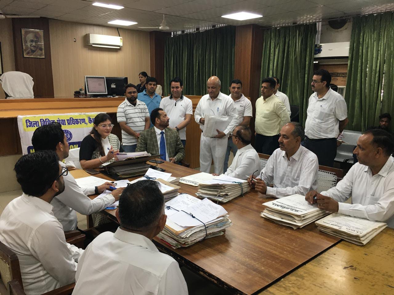 राष्ट्रीय लोक अदालत में 13,260 मामलों का निपटारा, 9.30 करोड़ रुपये से अधिक के मामलों का हुआ समाधान