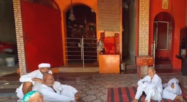 बालाजी मंदिर से लाखों की चोरी, दानपात्र तोड़कर सालभर की नकदी ले उड़े शातिर, मचा हड़कंप