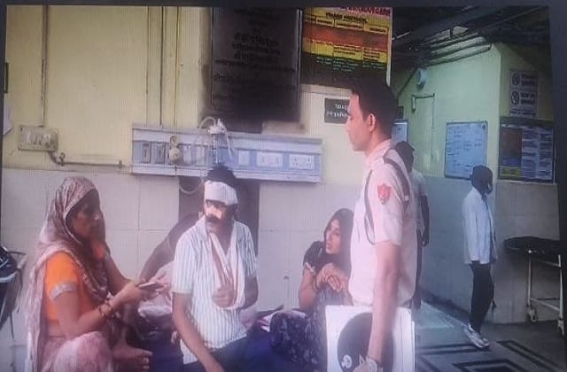 बहादुरगढ़ में चीख-पुकार: दिल्ली से हिसार जा रहे परिवार पर काल बनकर टूटी तेज रफ्तार कार, महिला की मौत, गर्भवती बेटी दिल्ली रेफर