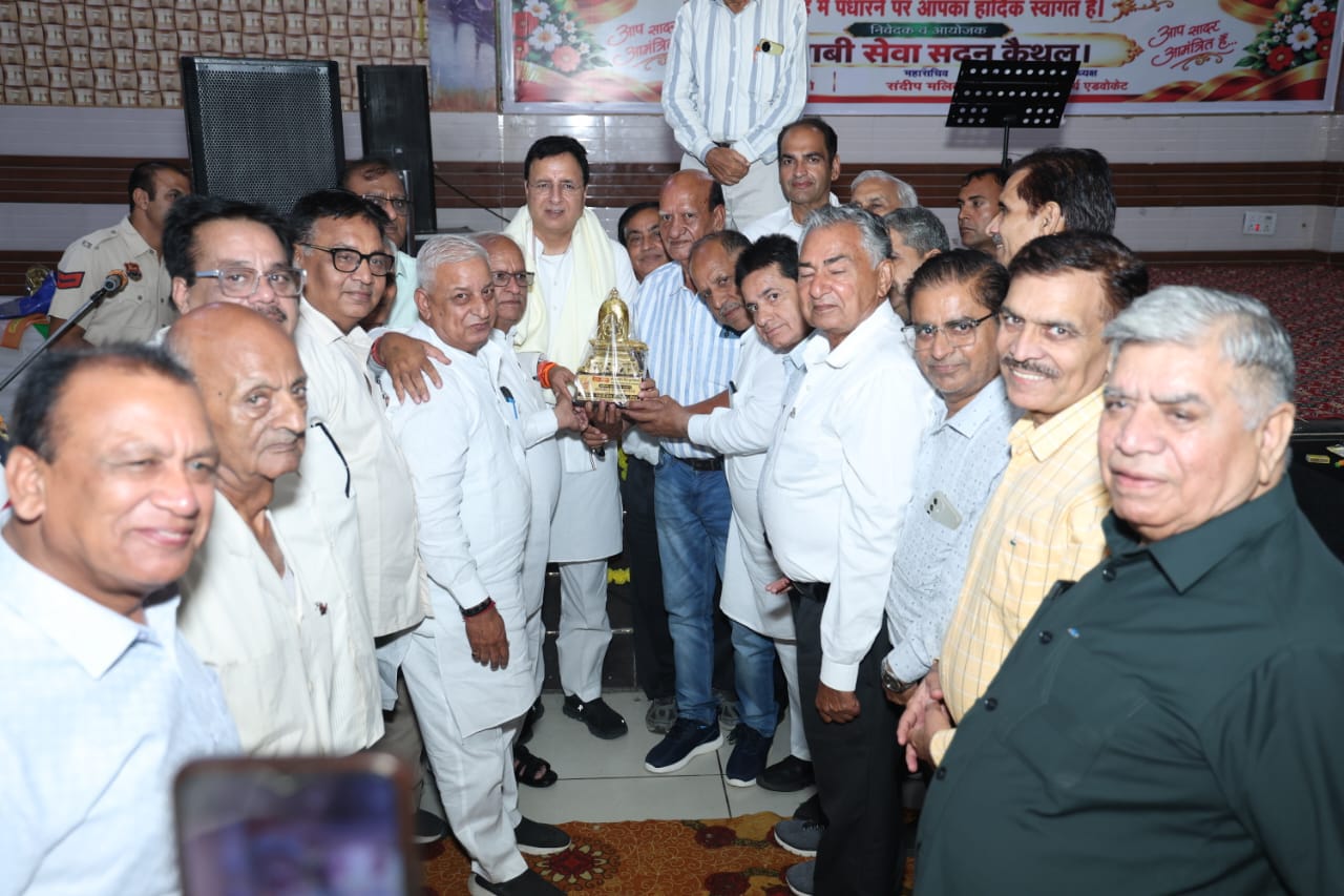 कैथल में पंजाबी सेवा सदन के मुख्य द्वार का भव्य उद्घाटन, सुरजेवाला ने सेवा भाव की सराहना कर की नई घोषणाएं